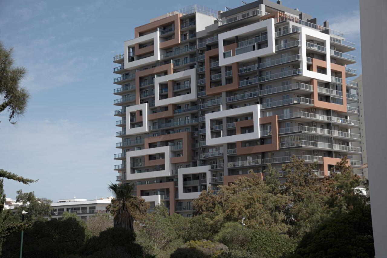 Apartamento Elegante Com Garagem E Piscina Na Praia Da Rocha Portimao Luaran gambar