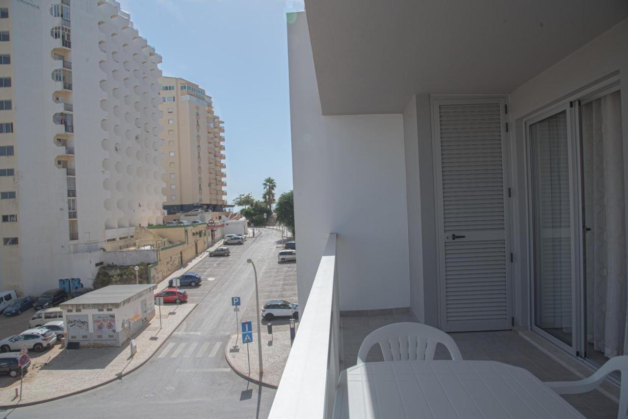 Apartamento Elegante Com Garagem E Piscina Na Praia Da Rocha Portimao Luaran gambar