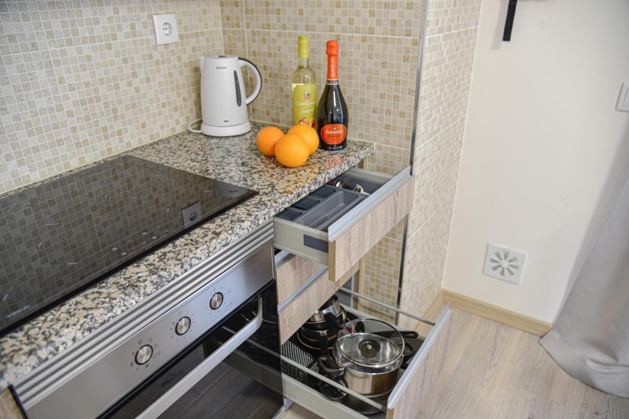 Apartamento Elegante Com Garagem E Piscina Na Praia Da Rocha Portimao Luaran gambar