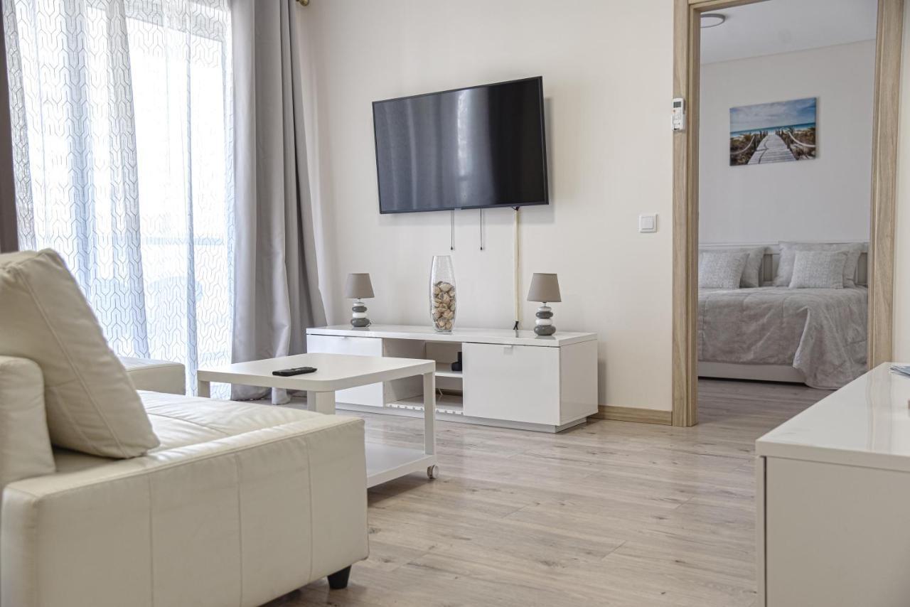 Apartamento Elegante Com Garagem E Piscina Na Praia Da Rocha Portimao Luaran gambar