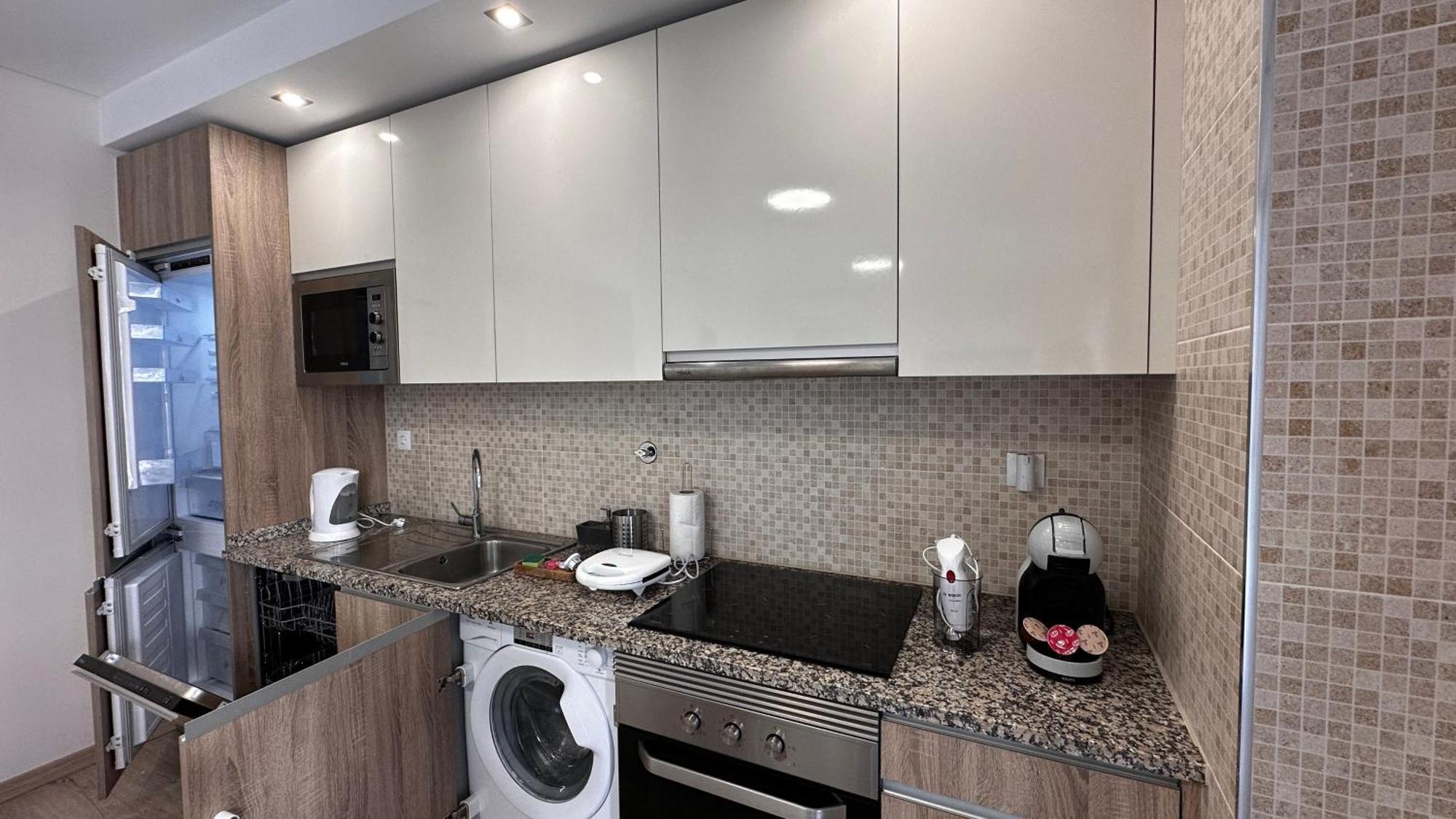 Apartamento Elegante Com Garagem E Piscina Na Praia Da Rocha Portimao Luaran gambar